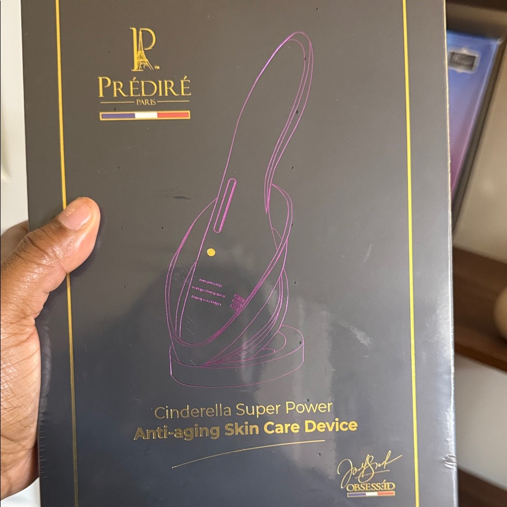 Cinderella Superpower Anti-Aging Skin Care Device.